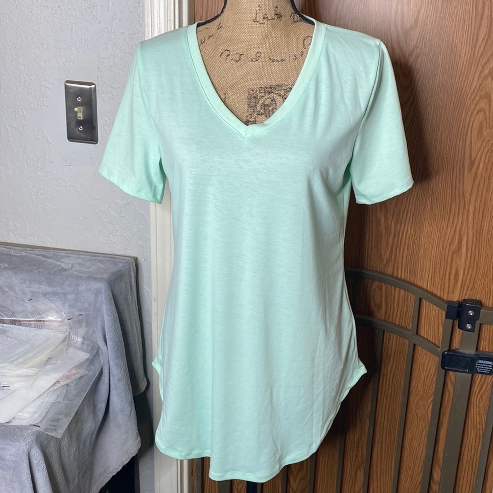 NWT LuLaRoe Iris Tunic Mint Green Size XS